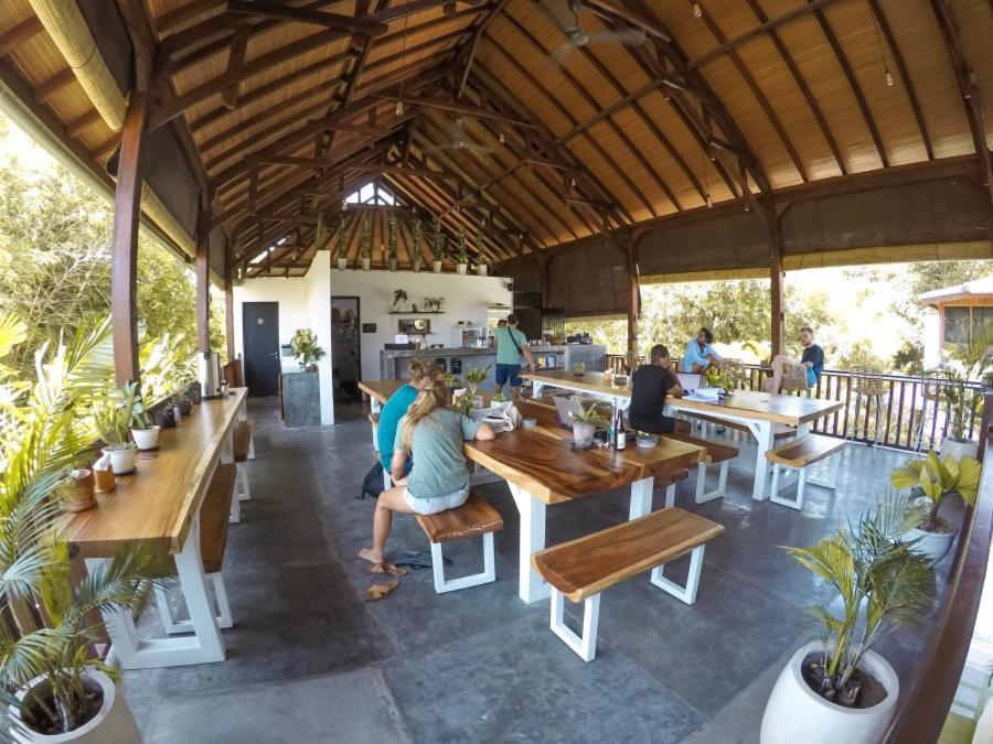 The Farm Hostel Canggu Exterior foto